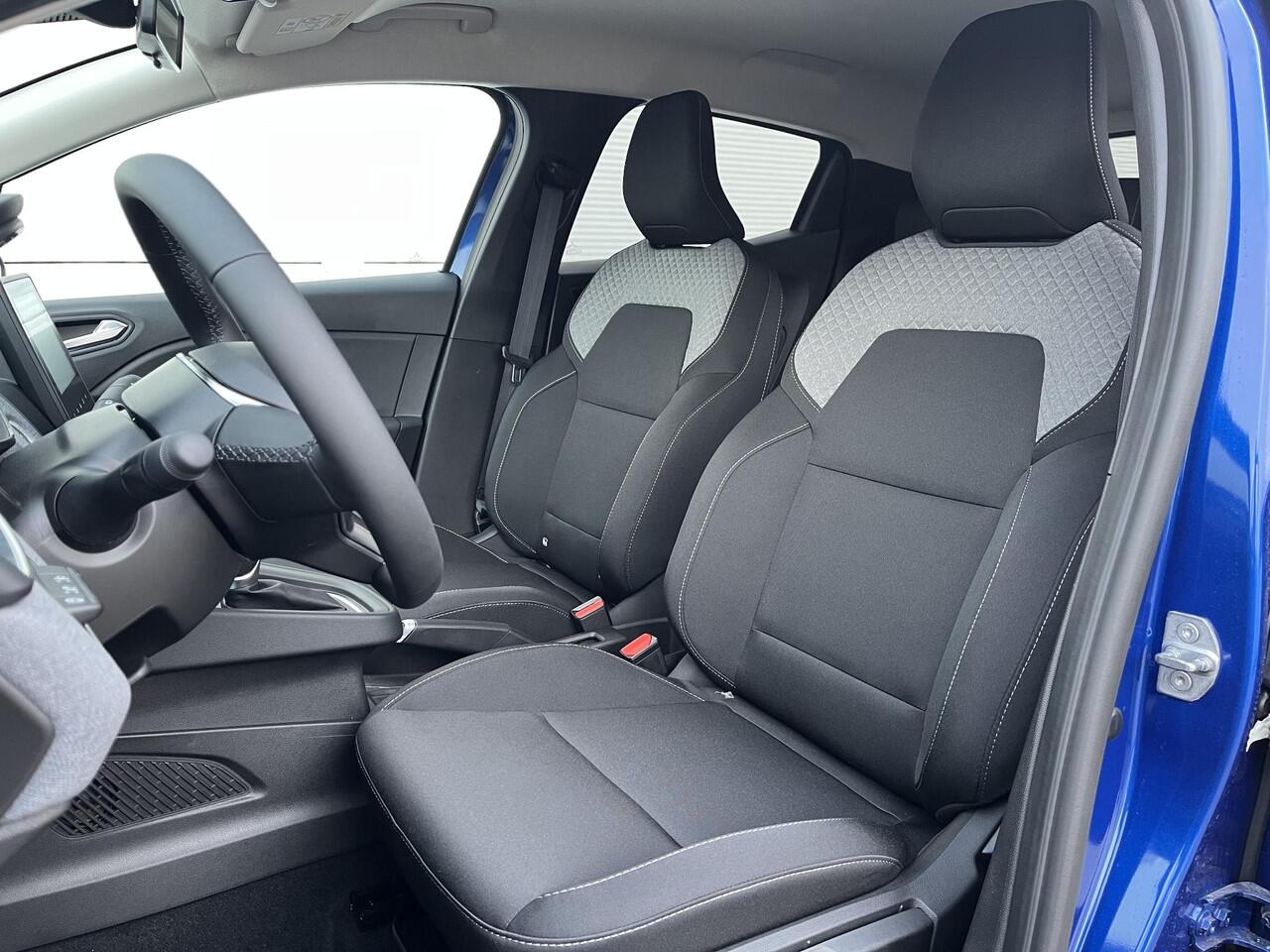 Mitsubishi COLT 1.6 HEV Intense / ¤3600,- Voordeel Op Nieuwprijs / Rijklaarprijs / Direct Leverbaar / 8 Jaar Fabrieksgarantie /