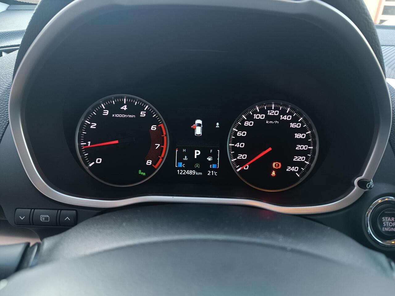 Mitsubishi ECLIPSE Cross 1.5 DI-T First Edition, trekhaak, carplay, cruise