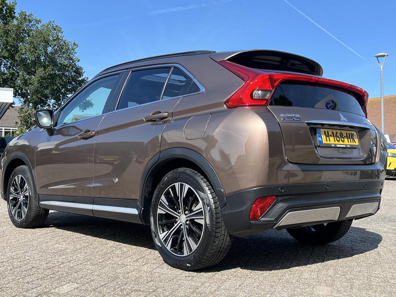 Mitsubishi ECLIPSE Cross 1.5 DI-T 4WD First Edition 163pk Automaat | Adaptieve Cruise | Head Up Display | Full Leder | | Panorama dak | Stoelverwarming | 1.600kg Trekgewicht!