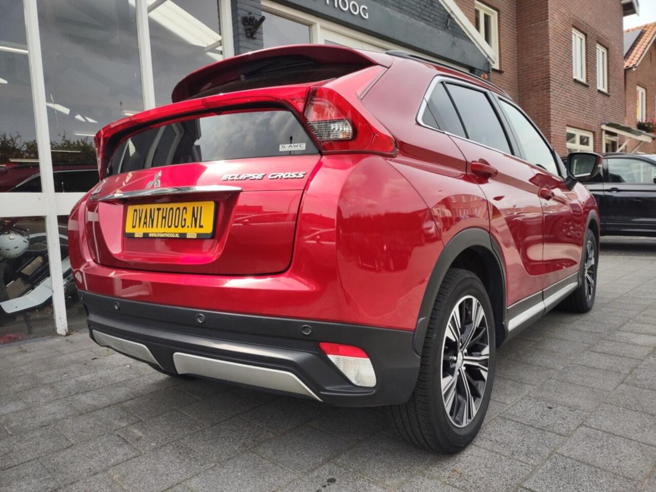 Mitsubishi ECLIPSE CROSS 1.5T INSTYLE 4WD