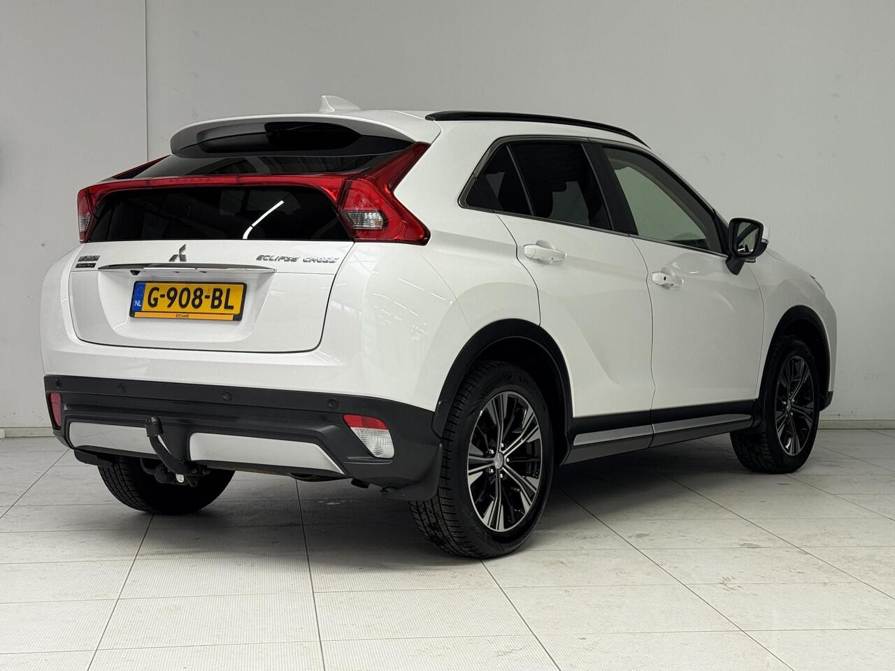 Mitsubishi ECLIPSE Cross 1.5 DI-T First Edition | Stoelverwarming | Achteruitrijcamera | Trekhaak | Apple CarPlay / Android Auto |