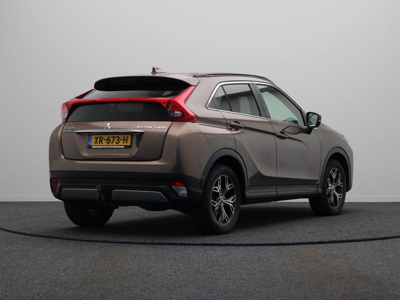 Mitsubishi ECLIPSE Cross 1.5 DI-T Pure | achteruitrijcamera | Climate control | Apple carplay/Android auto | DAB-radio |