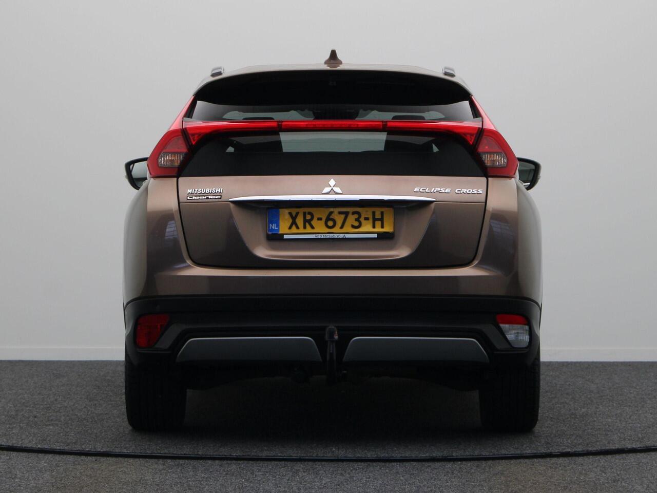 Mitsubishi ECLIPSE Cross 1.5 DI-T Pure | achteruitrijcamera | Climate control | Apple carplay/Android auto | DAB-radio |