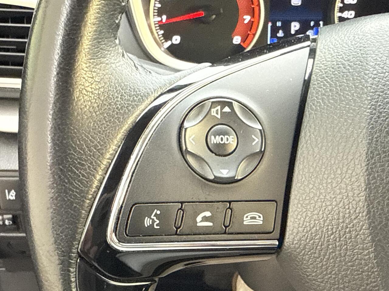 Mitsubishi ECLIPSE Cross 1.5 DI-T Intense / Apple CarPlay/Android Auto / All Season banden / Trekhaak 1600KG trekgewicht / Achteruitrijcamera / Climate Control / Stoelverwarming /