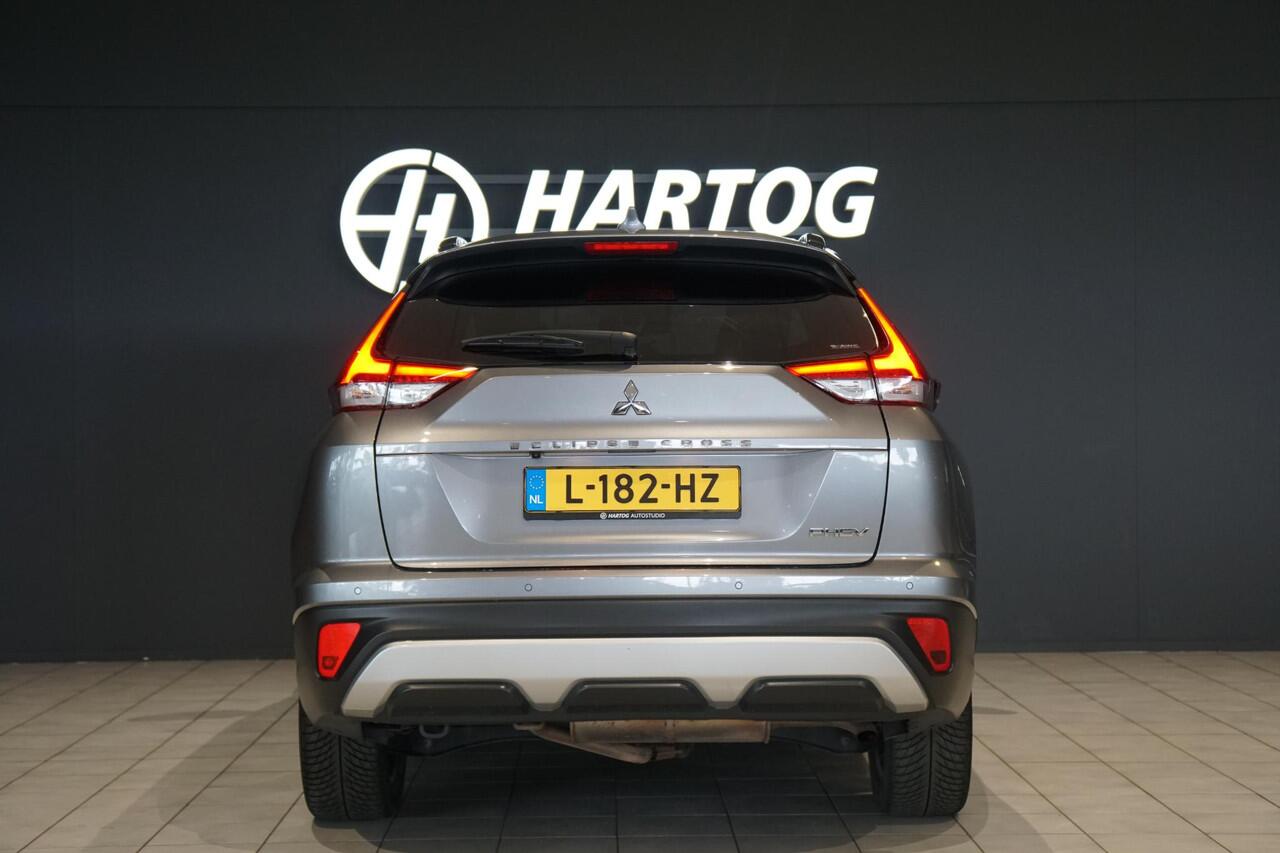 Mitsubishi ECLIPSE Cross 2.4 PHEV First Edition + HEAD-UP / 360 CAMERA /