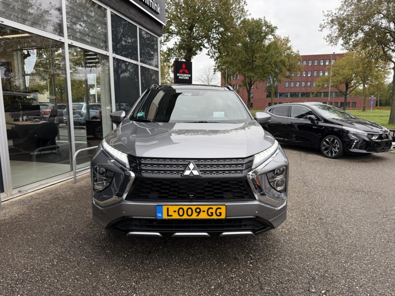 Mitsubishi ECLIPSE 2.4 PHEV Instyle | Trekhaak | *tot 2029 garantie