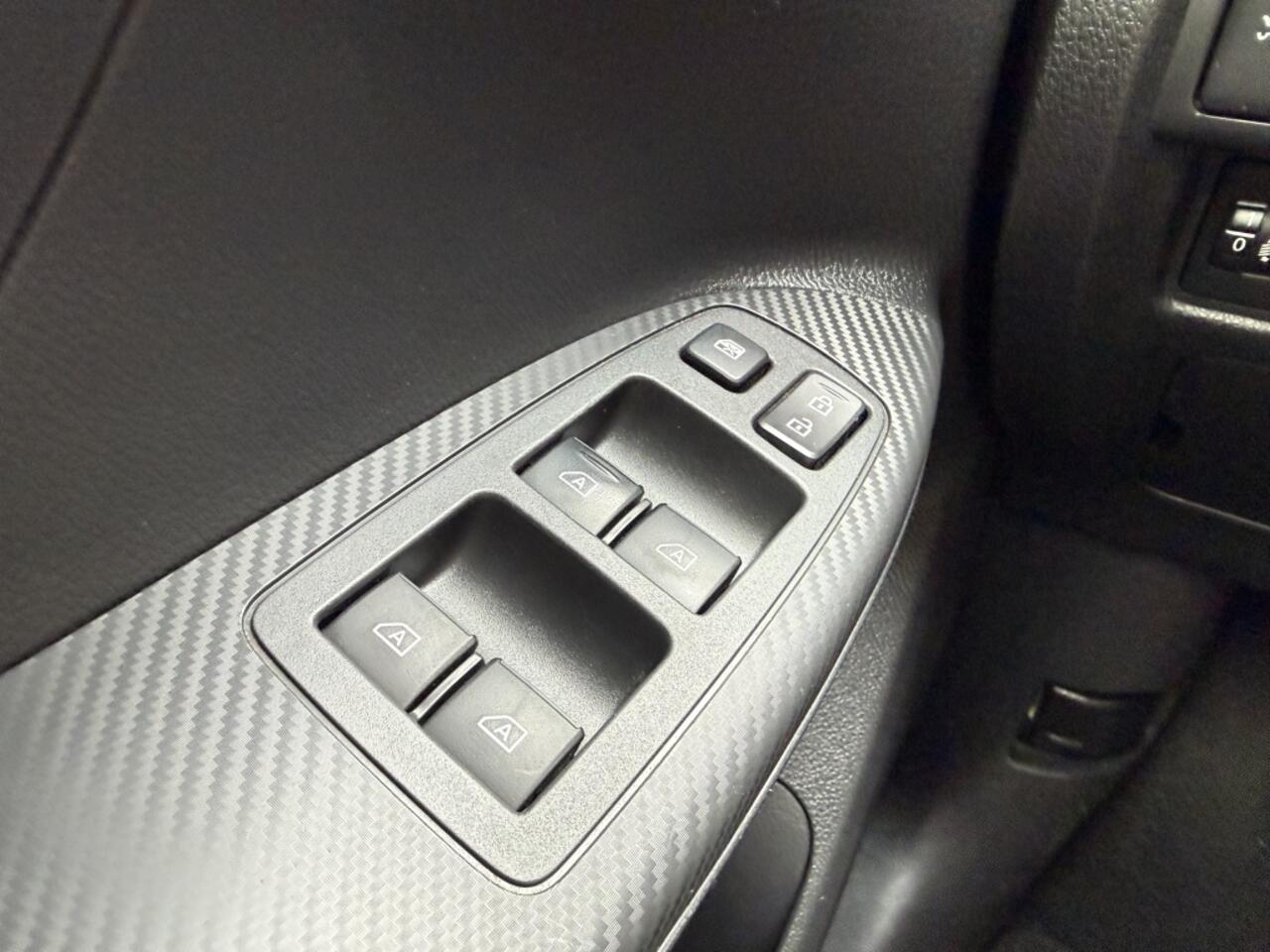 Mitsubishi ECLIPSE 2.4 PHEV Instyle | Trekhaak | *tot 2029 garantie