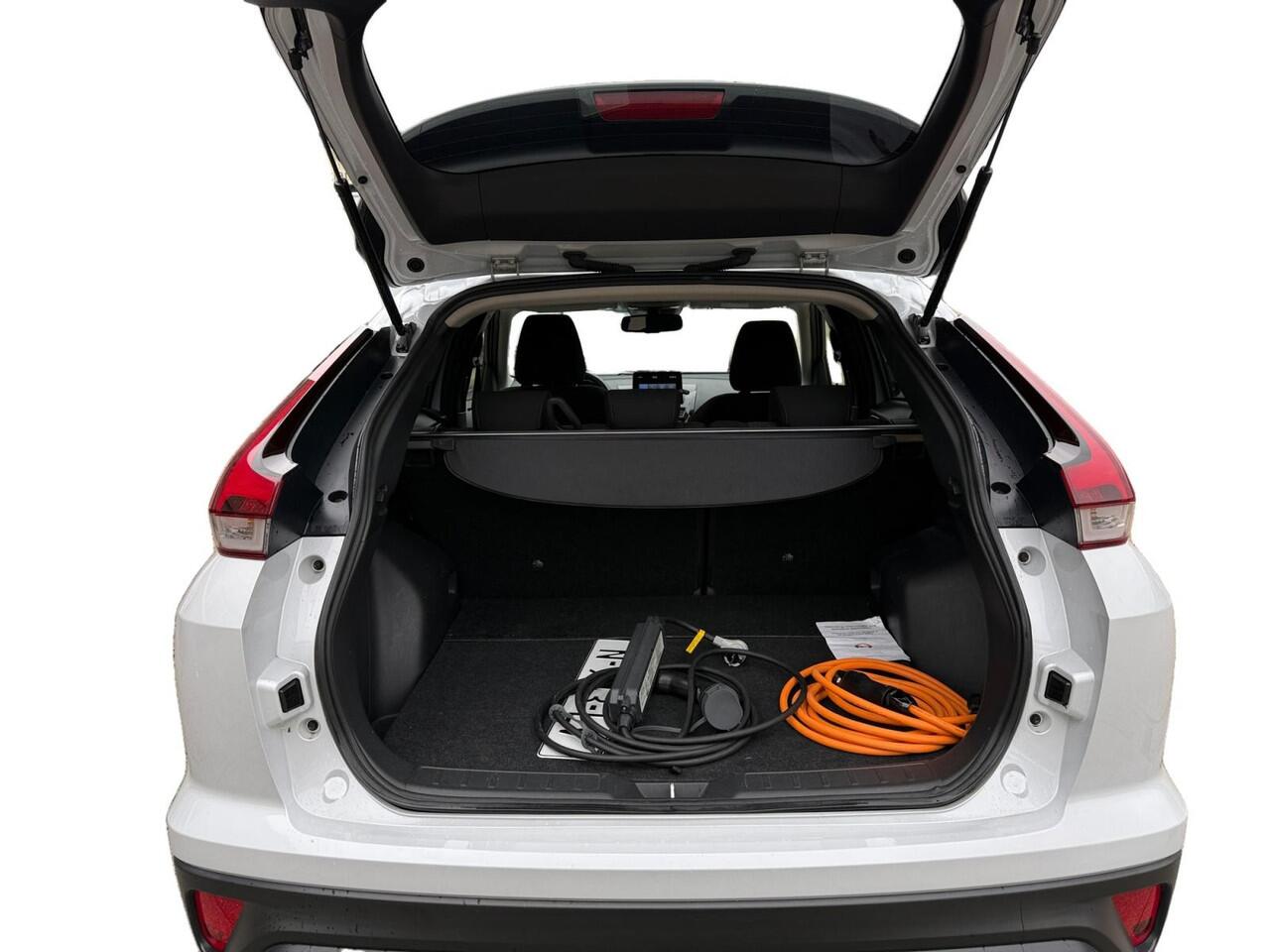 Mitsubishi ECLIPSE Cross 2.4 PHEV Intense | NAP | TREKHAAK | STOELVERWARMING | APPLE CARPLAY / ANDROID AUTO | GARANTIE TOT 2029