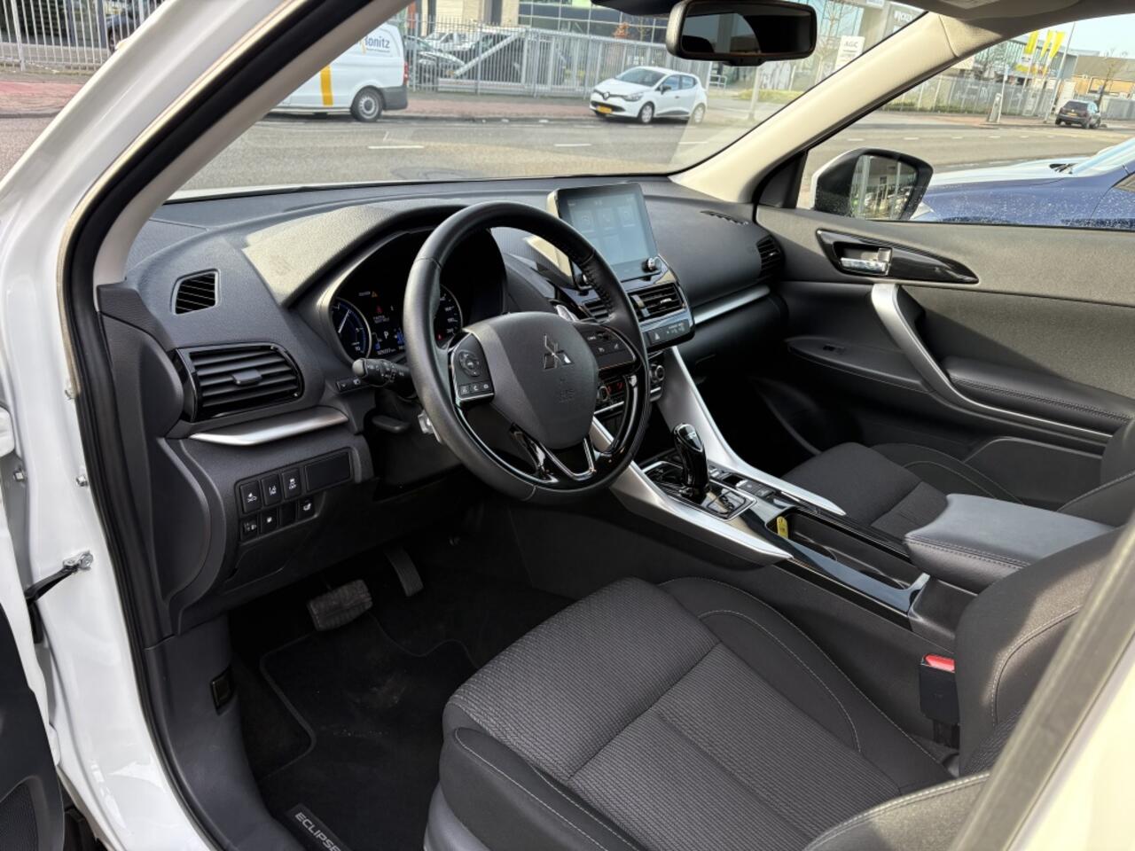 Mitsubishi ECLIPSE Cross 2.4 PHEV Intense