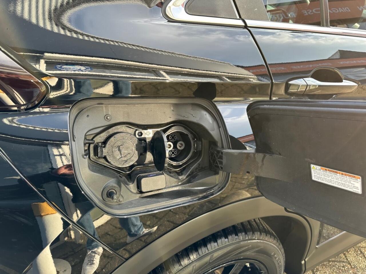 Mitsubishi ECLIPSE 2.4 PHEV INTENSE+