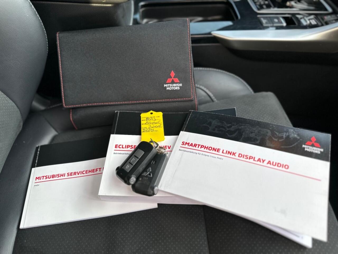 Mitsubishi ECLIPSE 2.4 PHEV INTENSE+