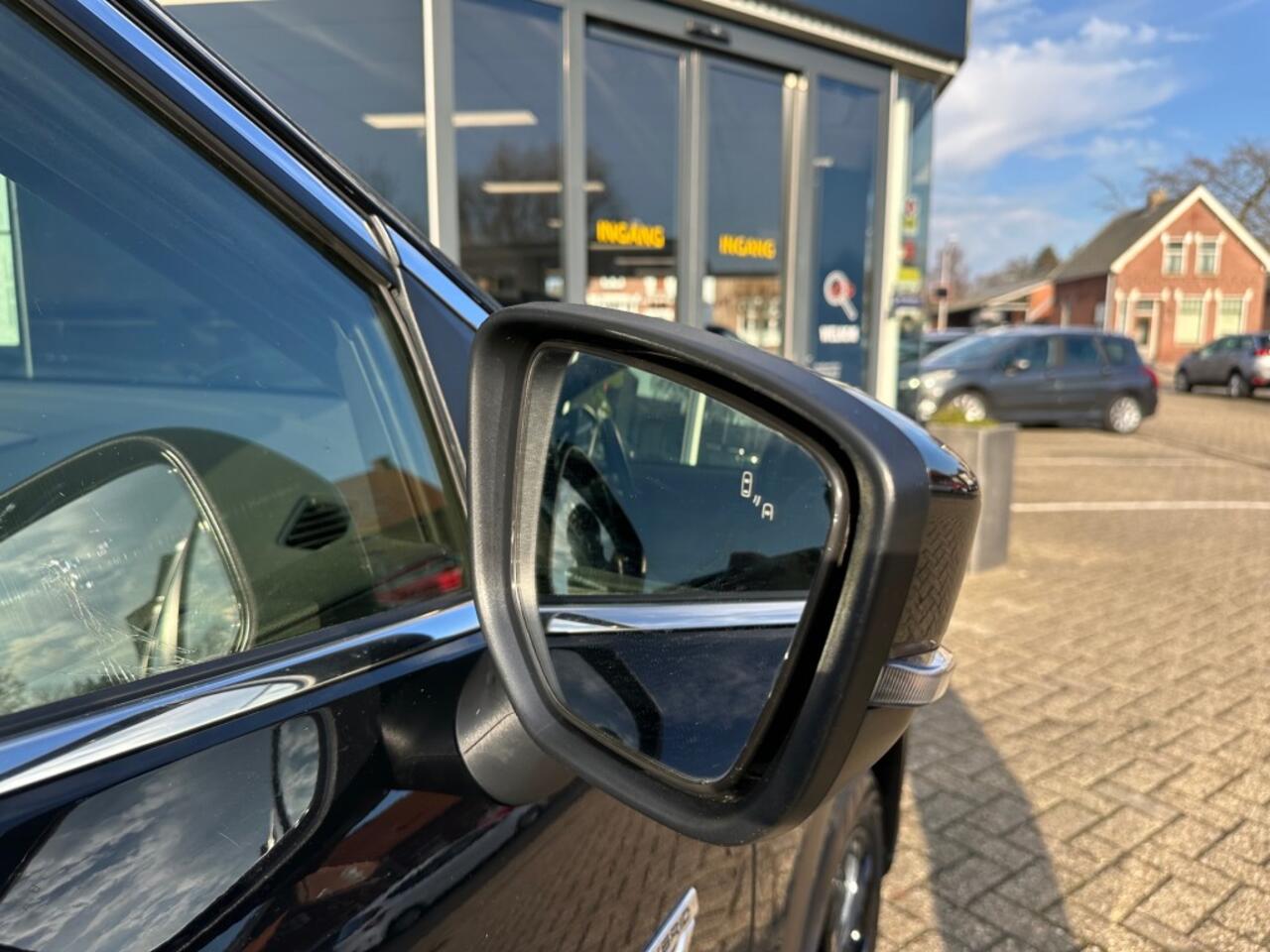 Mitsubishi ECLIPSE 2.4 PHEV INTENSE+