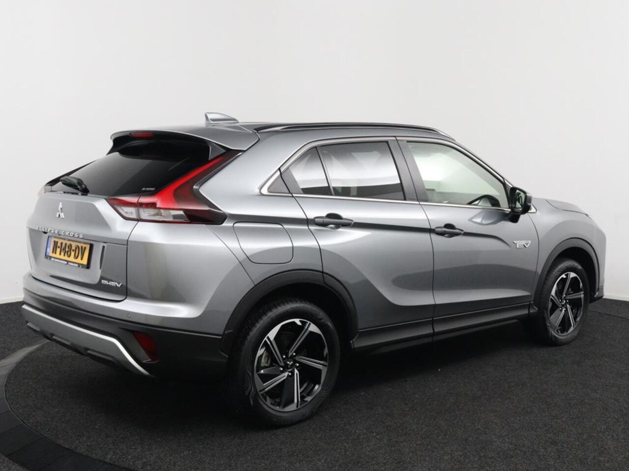 Mitsubishi ECLIPSE Cross 2.4 PHEV First Edition Trekhaak! Rijklaarprijs!