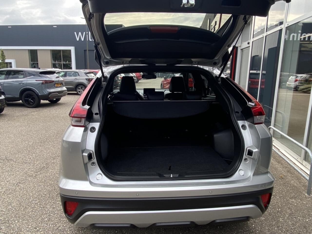 Mitsubishi ECLIPSE 2.4 PHEV Intense+