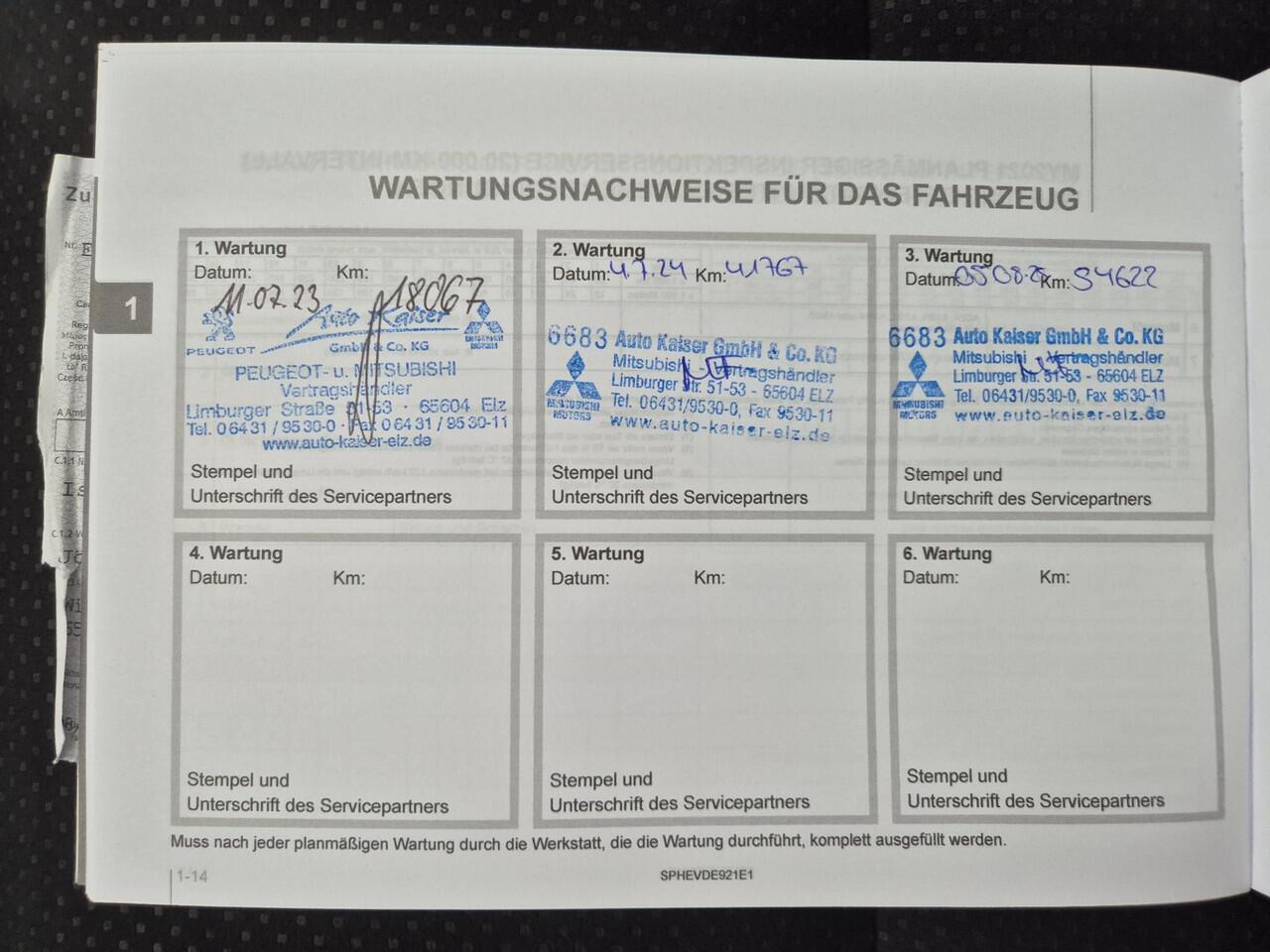 Mitsubishi ECLIPSE Cross 2.4 PHEV Plug-in Black Edition Automaat / Afneembare trekhaak / 1500kg Trekgewicht / Allseason banden / tot 8 jaar Garantie / Rondomzicht camera / Stuur-, Stoel en Achterbankverwarming / Adaptief CC /