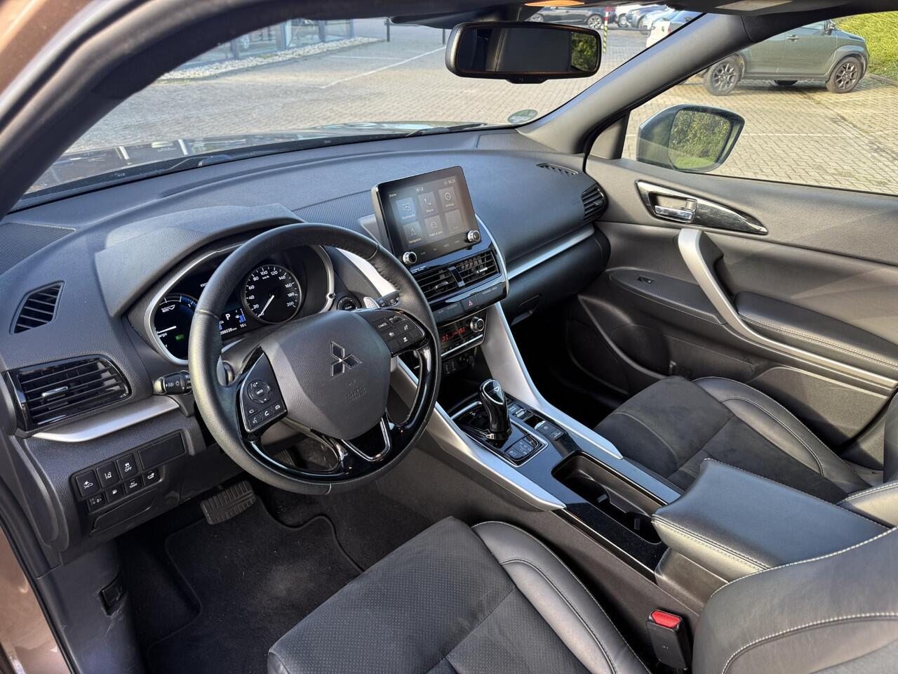 Mitsubishi ECLIPSE Cross 2.4 PHEV Executive Adaptive Cruise | 360 Camera | MPSS | BSM