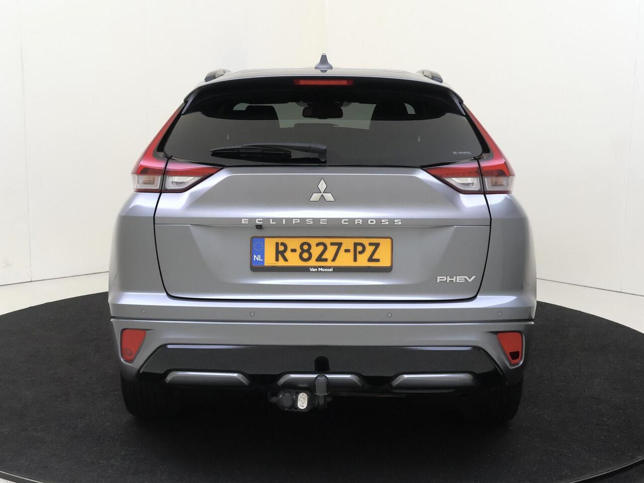 Mitsubishi ECLIPSE Cross 2.4 PHEV Executive | 1e Eigenaar / Camera / Navi / Pack Winter / Trekhaak