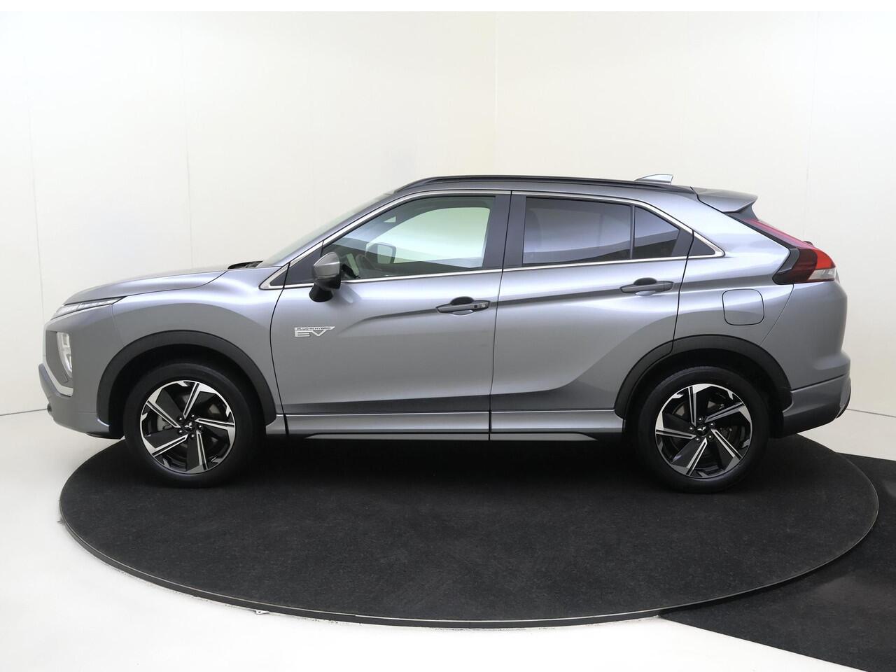 Mitsubishi ECLIPSE Cross 2.4 PHEV Executive | 1e Eigenaar / Camera / Navi / Pack Winter / Trekhaak