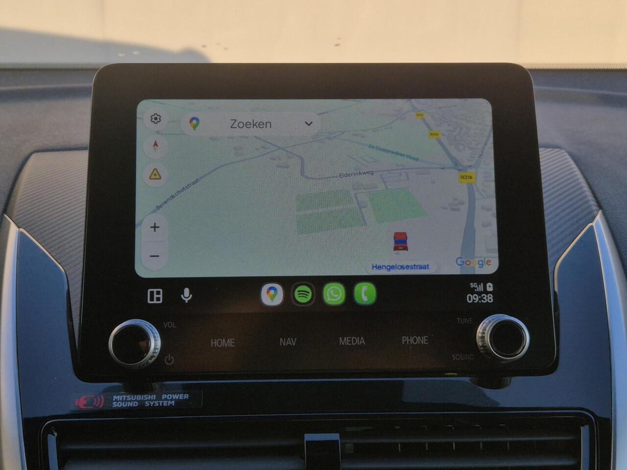 Mitsubishi ECLIPSE Cross 2.4 PHEV Plug-in Executive Automaat / Fabrieksgarantie tot 12-2030 / Allseason banden / Trekgewicht 1500 kg / Stuur-. Stoel en Achterbank verwarming / Rondomzicht camera /