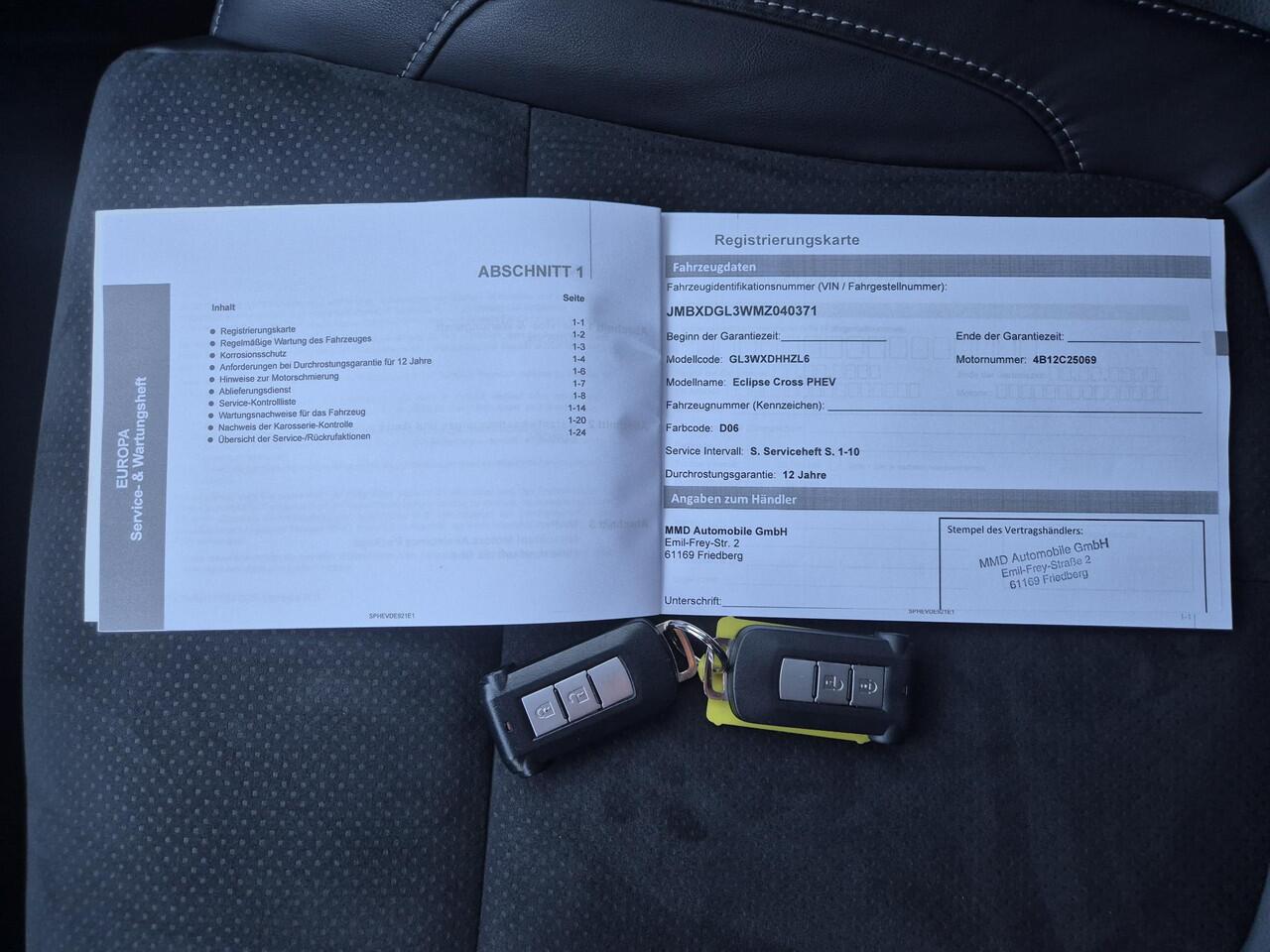 Mitsubishi ECLIPSE Cross 2.4 PHEV Plug-in Executive Automaat / Fabrieksgarantie tot 12-2030 / Allseason banden / Trekgewicht 1500 kg / Stuur-. Stoel en Achterbank verwarming / Rondomzicht camera /