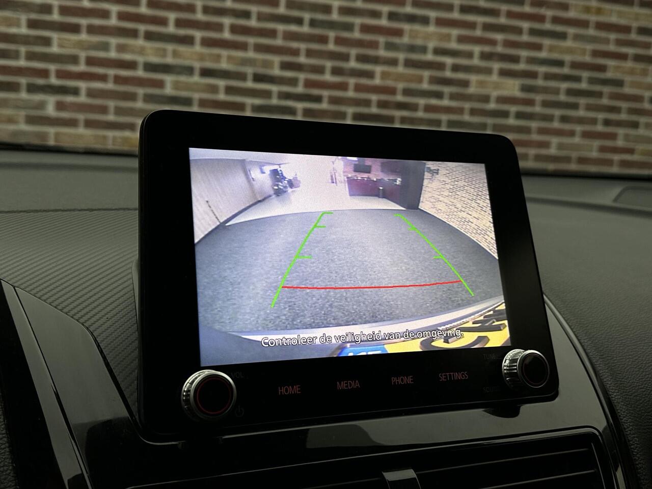 Mitsubishi ECLIPSE Cross 2.4 PHEV Intense Camera Line Assist Stoelverwarming