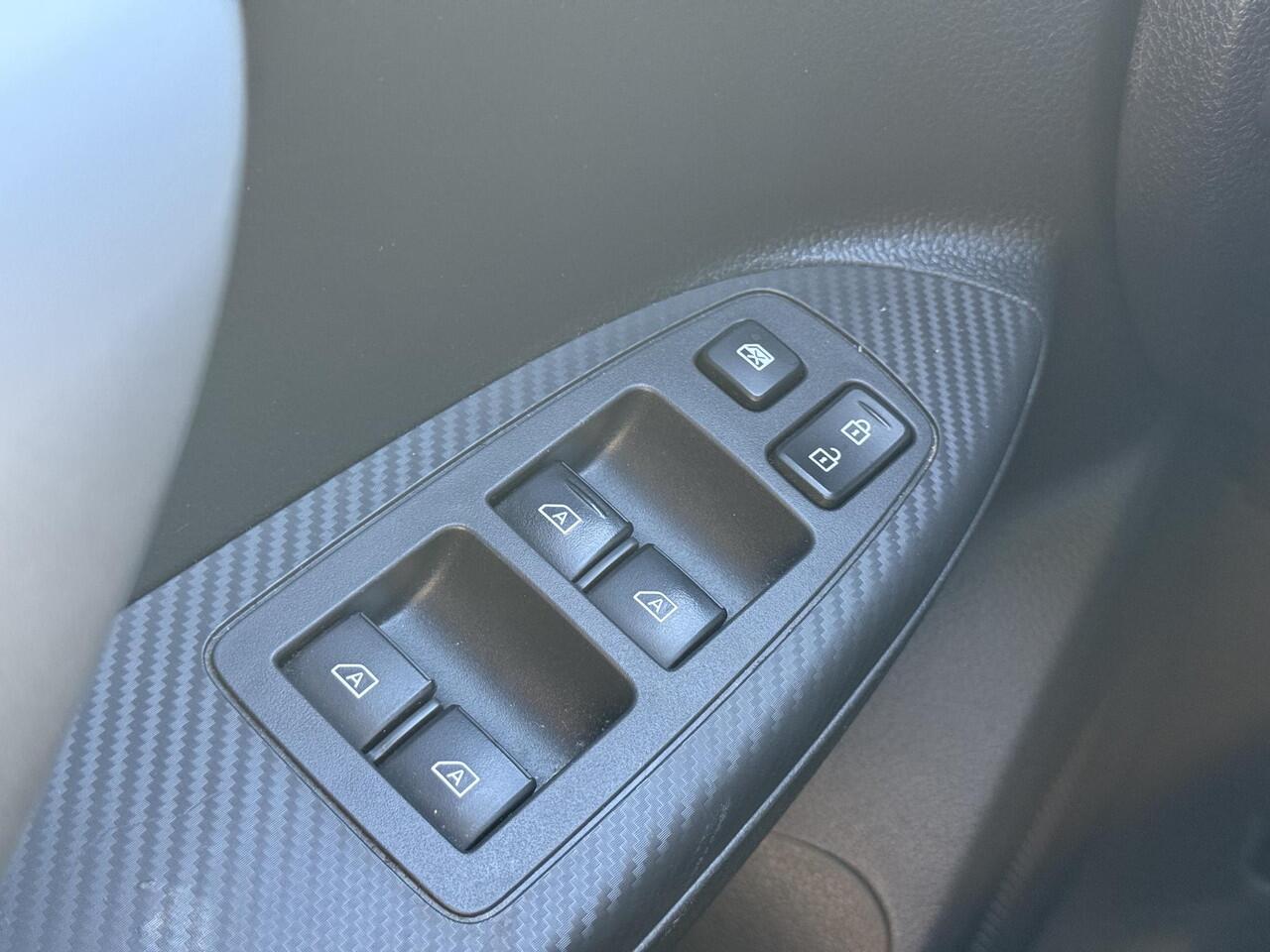 Mitsubishi ECLIPSE Cross 2.4 PHEV Executive Adaptive Cruise | 360 Camera | MPSS | BSM