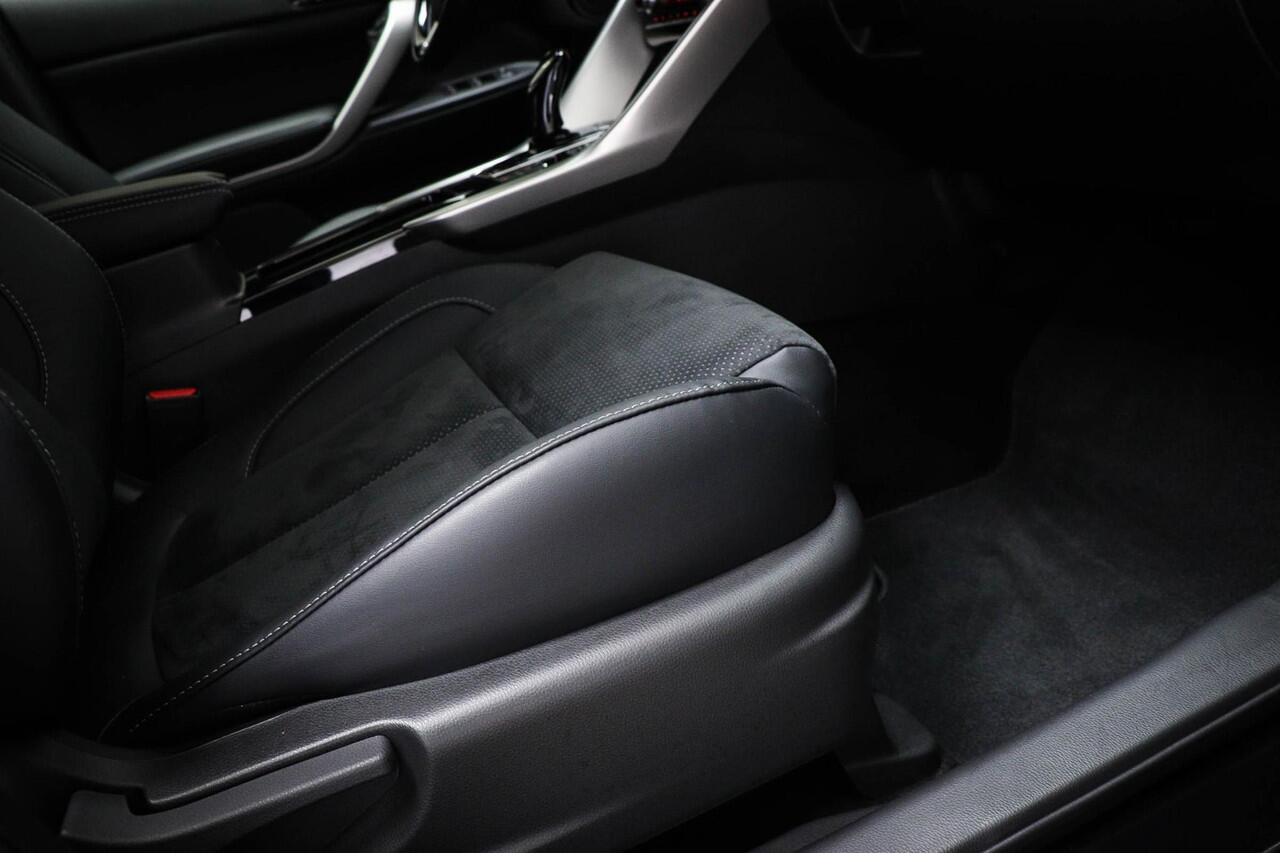 Mitsubishi ECLIPSE Cross 2.4 PHEV Intense+ | STOELVERWARMING | DAB | CAMERA