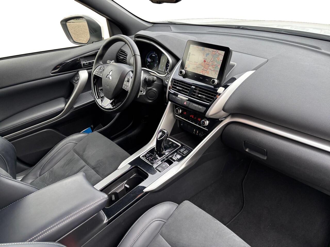 Mitsubishi ECLIPSE Cross 2.4 PHEV Executive | 360 CAMERA | STOELVERWARMING | AD. CRUISE | GARANTIE 2030! |