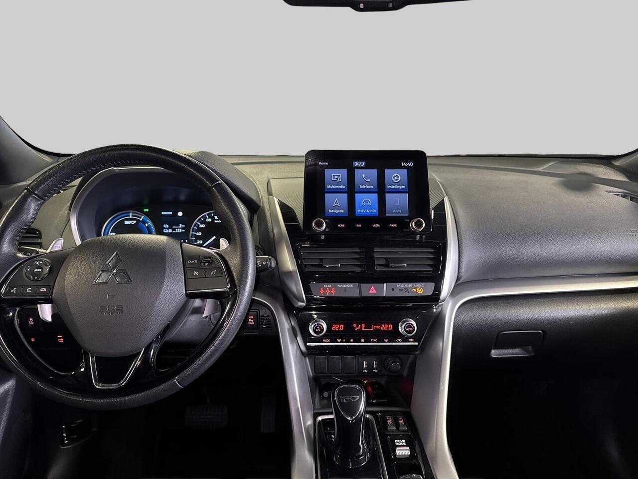 Mitsubishi ECLIPSE Cross 2.4 PHEV Intense+ Trekhaak, 4 seizoenbanden