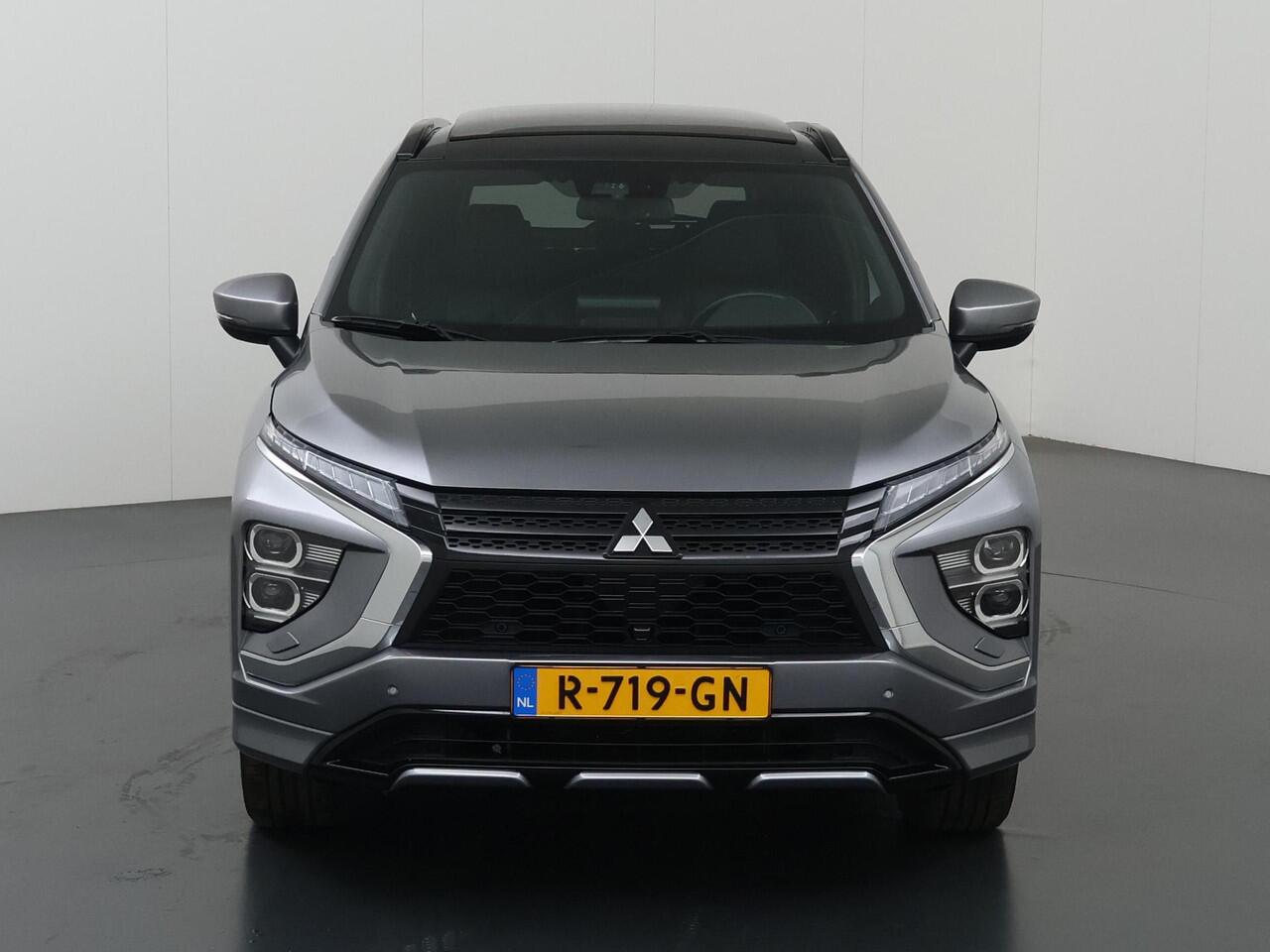 Mitsubishi ECLIPSE Cross 2.4 PHEV Prestige | Trekhaak | Panoramadak | Lederen Interieur | Navigatie | Elek. Stoelen met Geheugen | Stoel/Stuurverwarming | Parkeercamera | DAB | Cruise Control Adaptief | Apple Carplay/Android Auto |