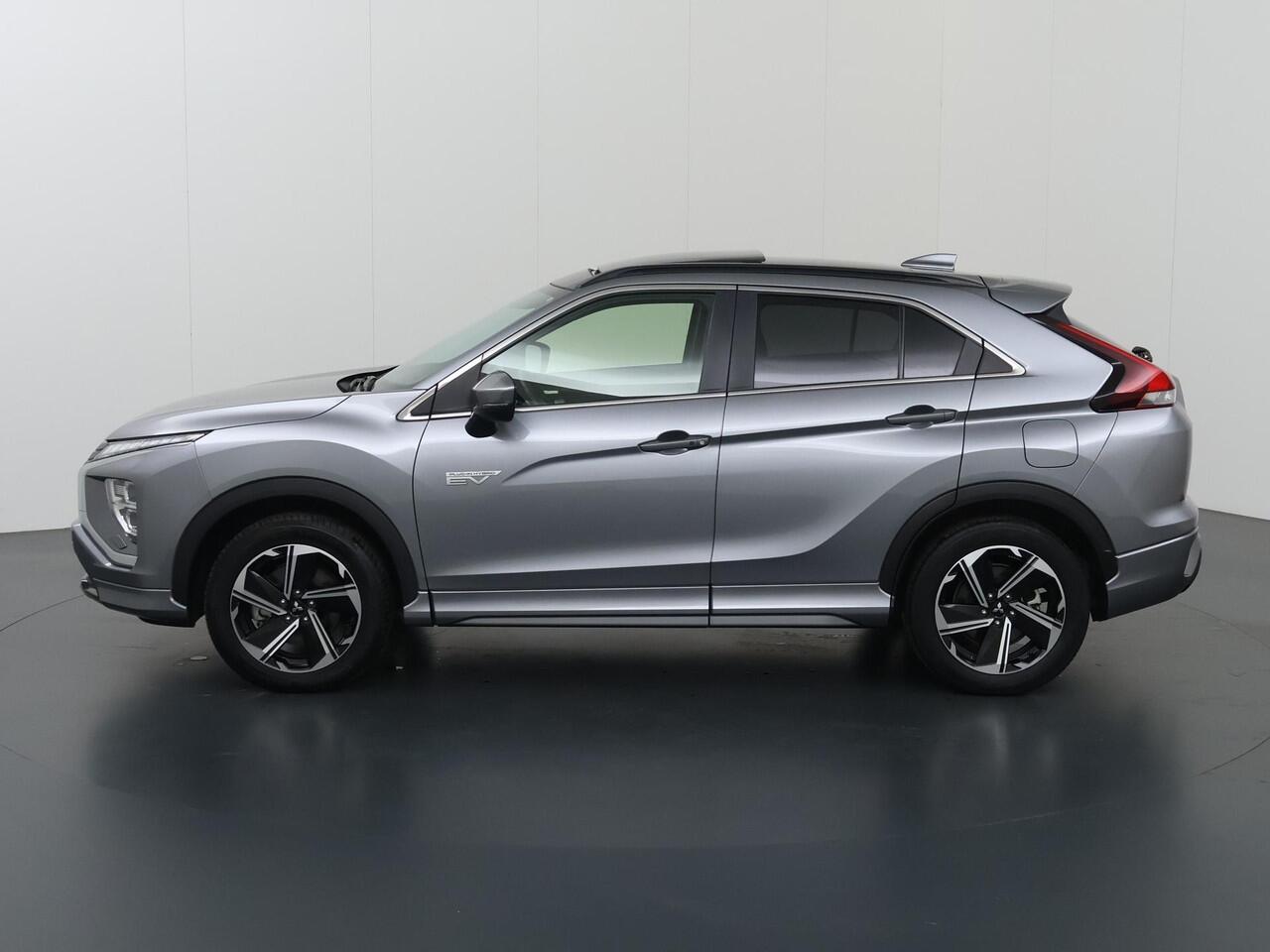 Mitsubishi ECLIPSE Cross 2.4 PHEV Prestige | Trekhaak | Panoramadak | Lederen Interieur | Navigatie | Elek. Stoelen met Geheugen | Stoel/Stuurverwarming | Parkeercamera | DAB | Cruise Control Adaptief | Apple Carplay/Android Auto |