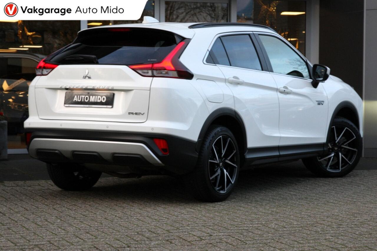 Mitsubishi ECLIPSE Cross 2.4 PHEV First Edition | Adapt. cc | 360 camera | Head-up displa