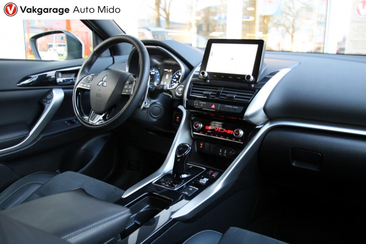 Mitsubishi ECLIPSE Cross 2.4 PHEV First Edition | Adapt. cc | 360 camera | Head-up displa