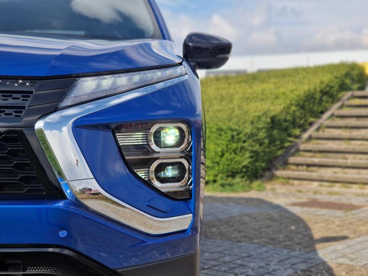 Mitsubishi ECLIPSE Cross 2.4 PHEV Black edition