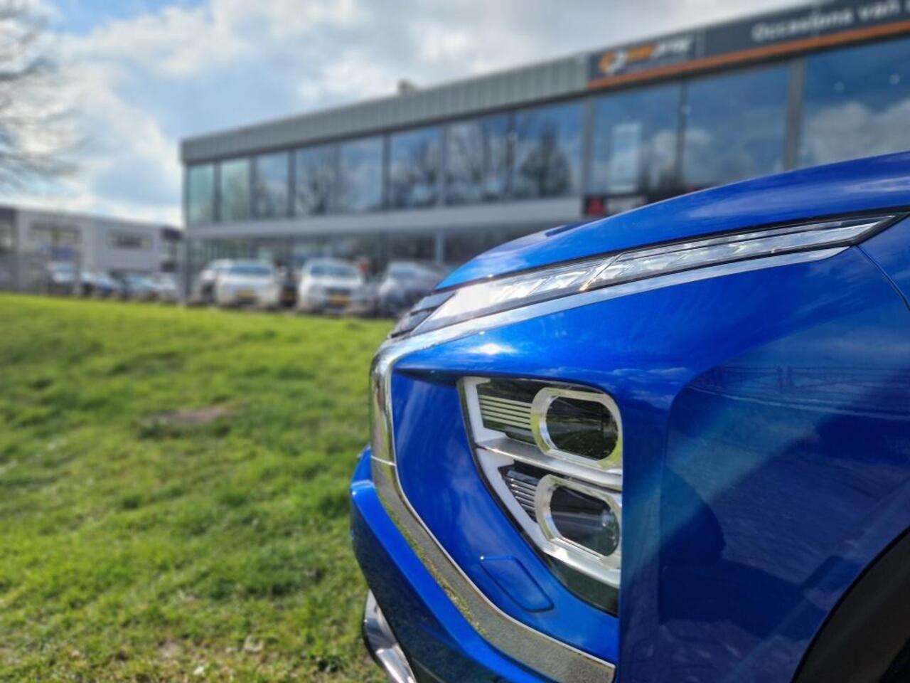 Mitsubishi ECLIPSE Cross 2.4 PHEV Black edition