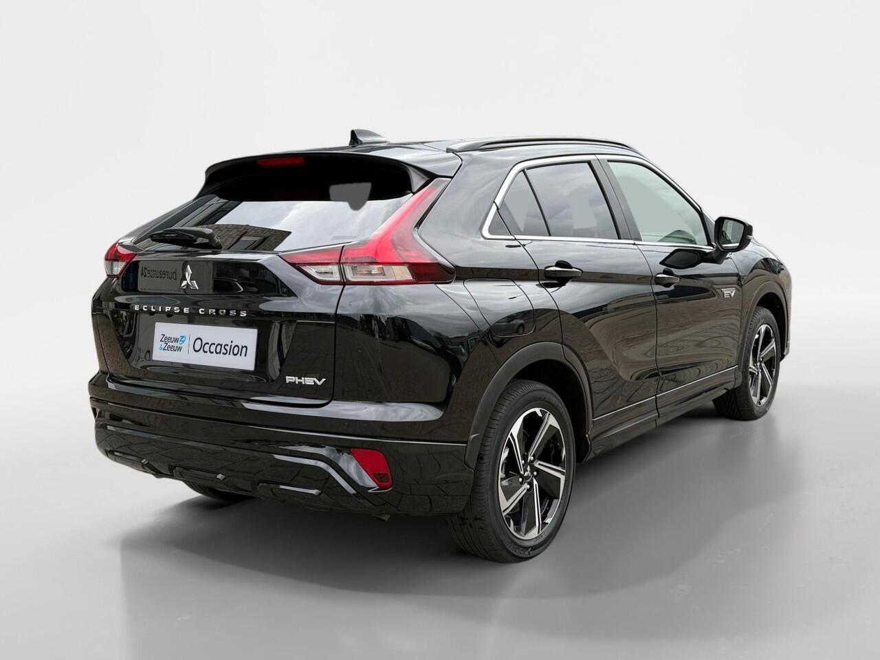 Mitsubishi ECLIPSE Cross Instyle | UNIEK | WIT LEDER | PANO | 360 CAMERA | HUD | GARANTIE 2031