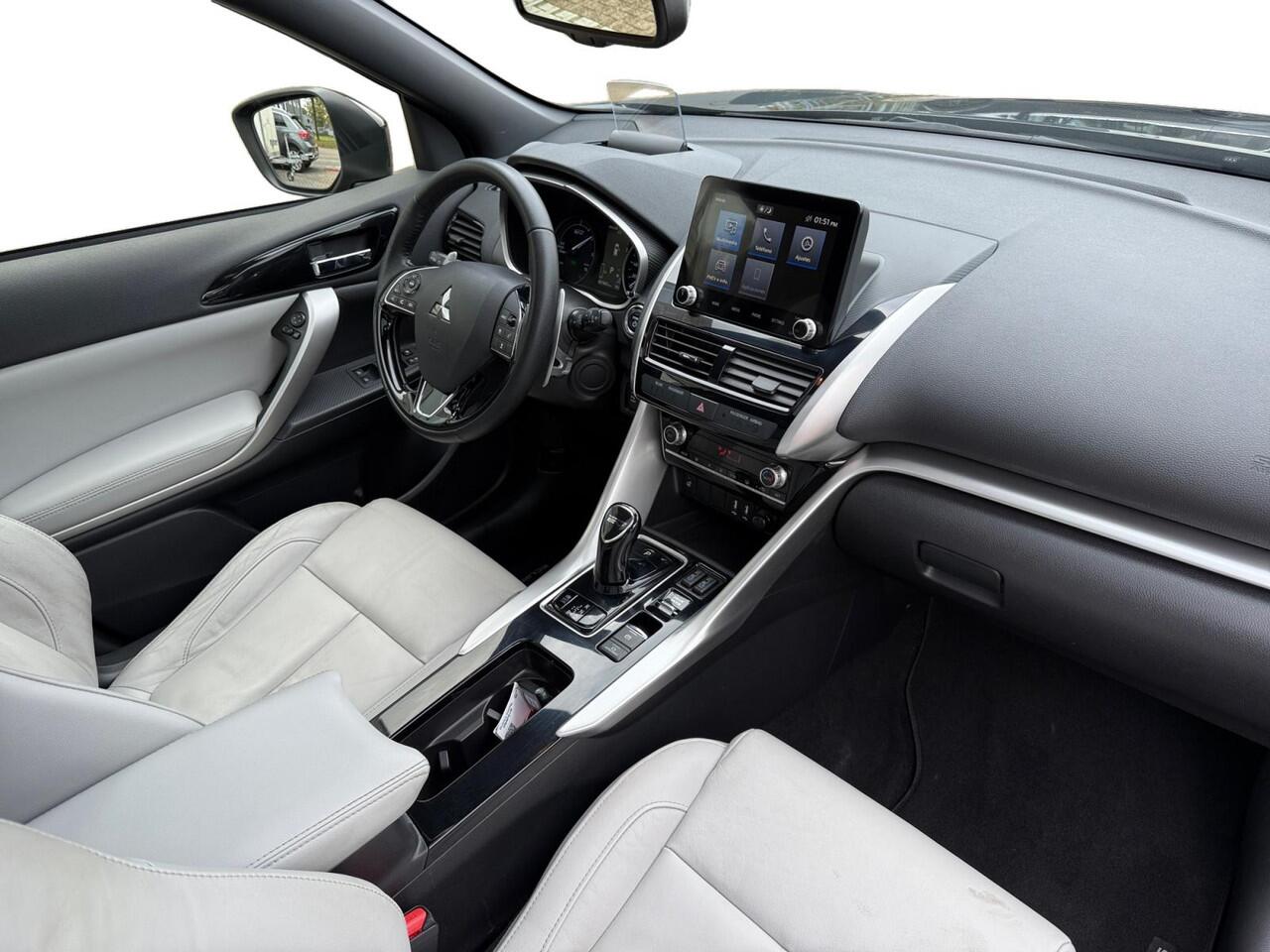 Mitsubishi ECLIPSE Cross Instyle | UNIEK | WIT LEDER | PANO | 360 CAMERA | HUD | GARANTIE 2031