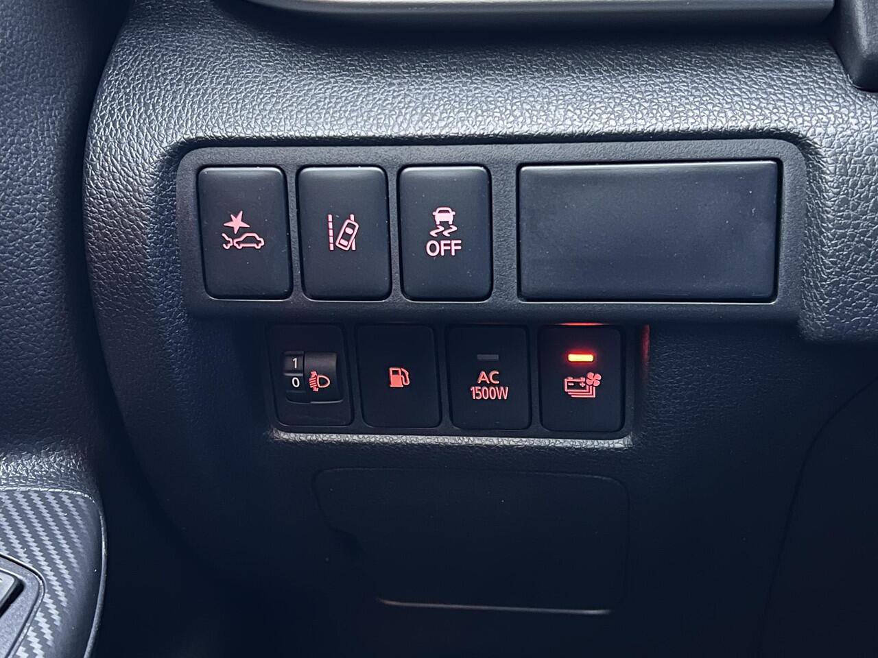 Mitsubishi ECLIPSE Cross 2.4 PHEV Business Executive 4WD Automaat / Fabrieksgarantie tot 11-2031 mogelijk ** / Goed onderhouden / Camera 360° / Stuur-, stoel- en achterbankverwarming / Adaptieve Cruise Control / Apple Carplay Android / 18" LM wielen met All Season banden /