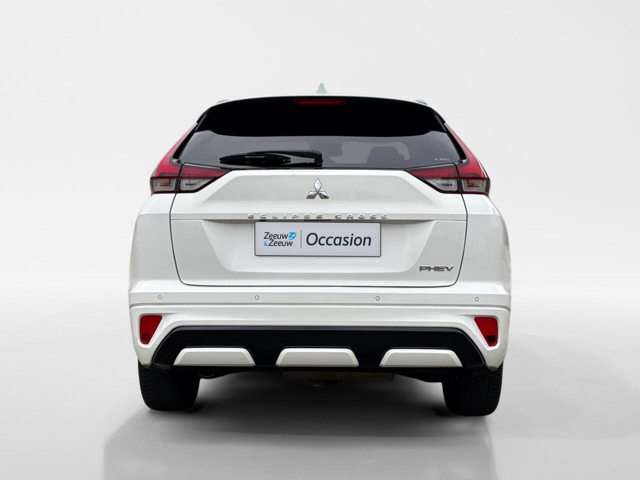 Mitsubishi ECLIPSE Cross 2.4 PHEV Executive | 360 CAMERA | STOELVERWARMING | APPLE CARPLAY / ANDROID AUTO | GARANTIE 2031