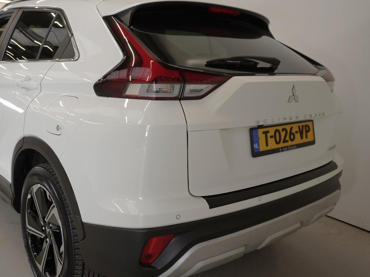 Mitsubishi ECLIPSE Cross 2.4 PHEV Intense+ | Navigatie | Apple Carplay / Android Auto | Fabrieksgarantie tot 18-09-2031