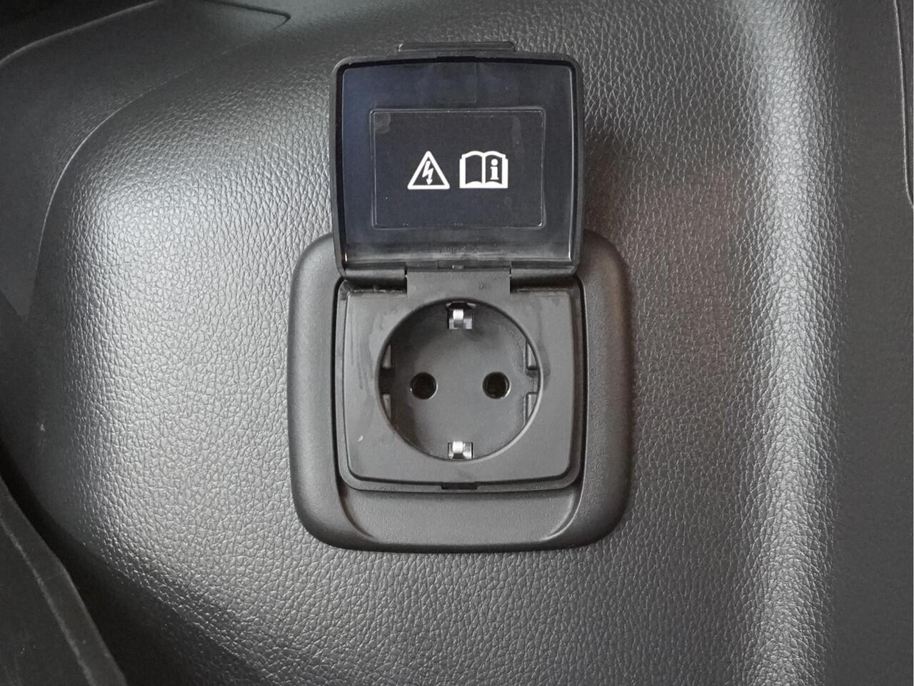 Mitsubishi ECLIPSE Cross 2.4 PHEV Executive | Navigatie | 360° camera | Adaptieve cruise control | Stuurverwarming