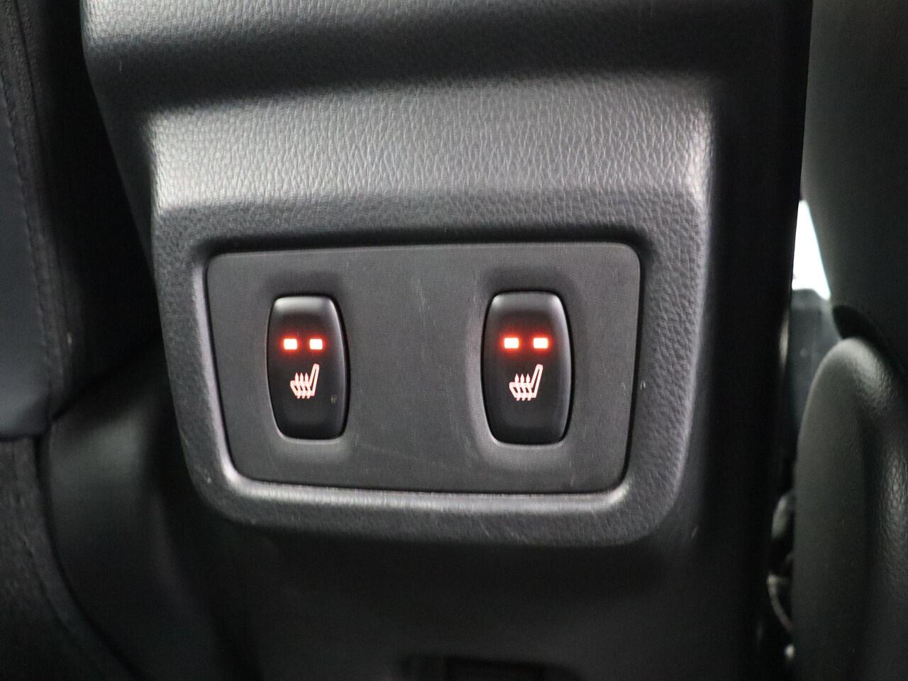 Mitsubishi ECLIPSE Cross 2.4 PHEV Intense | Stoel-stuur verwarming | Adaptive Cruise Control | Climate Control | Lichtmetalen wielen |