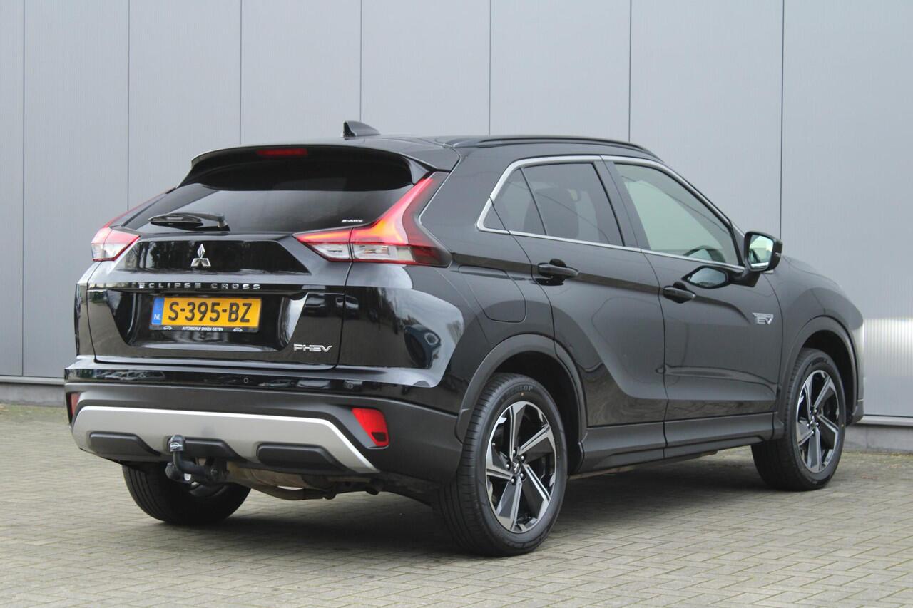 Mitsubishi ECLIPSE Cross 2.4 PHEV Intense+ Navigatie | Achteruitrijcamera | Stoelverwarming | Cruise control | Apple Carplay/Android Auto | Lichtmetalen-velgen