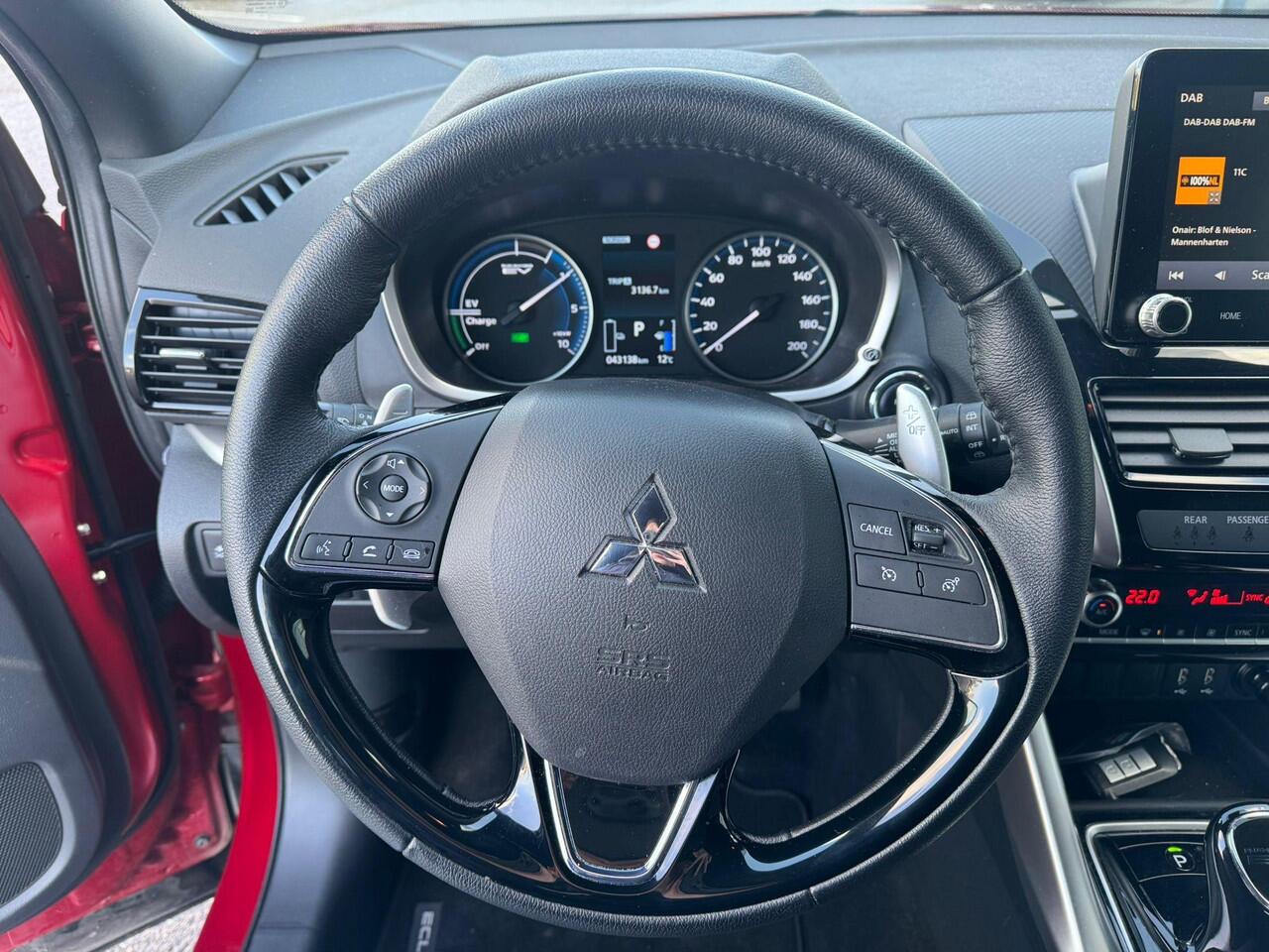 Mitsubishi ECLIPSE Cross 2.4 PHEV Intense+