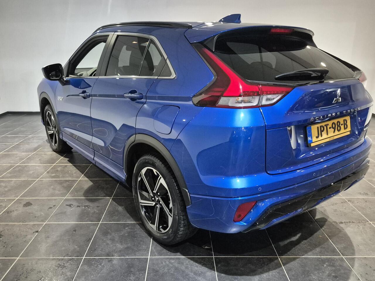 Mitsubishi ECLIPSE Cross 2.4 PHEV Intense+ Navigatie | Adaptieve cruise | 360° Camera