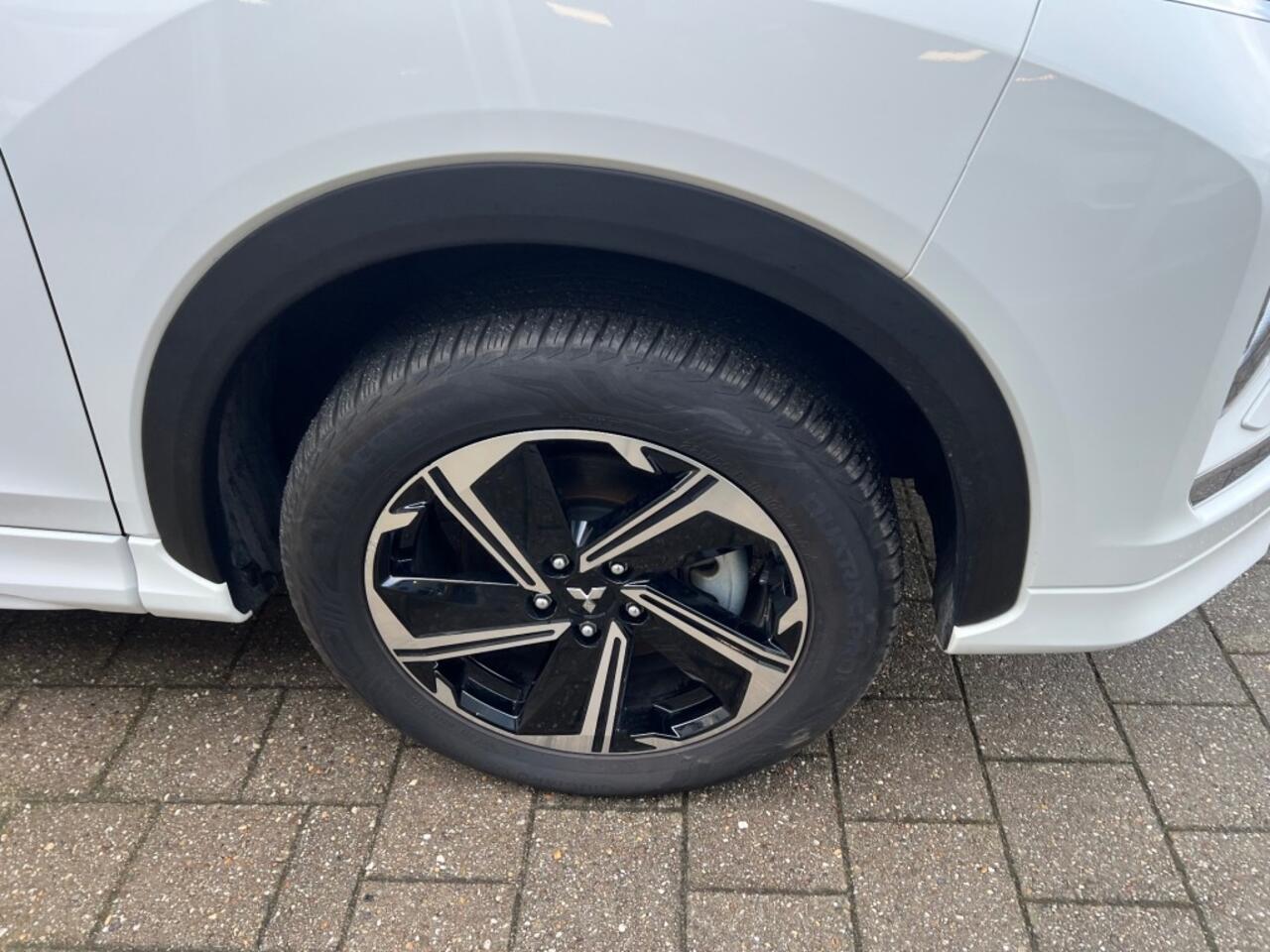 Mitsubishi ECLIPSE 2.4 PHEV EXECUTIVE