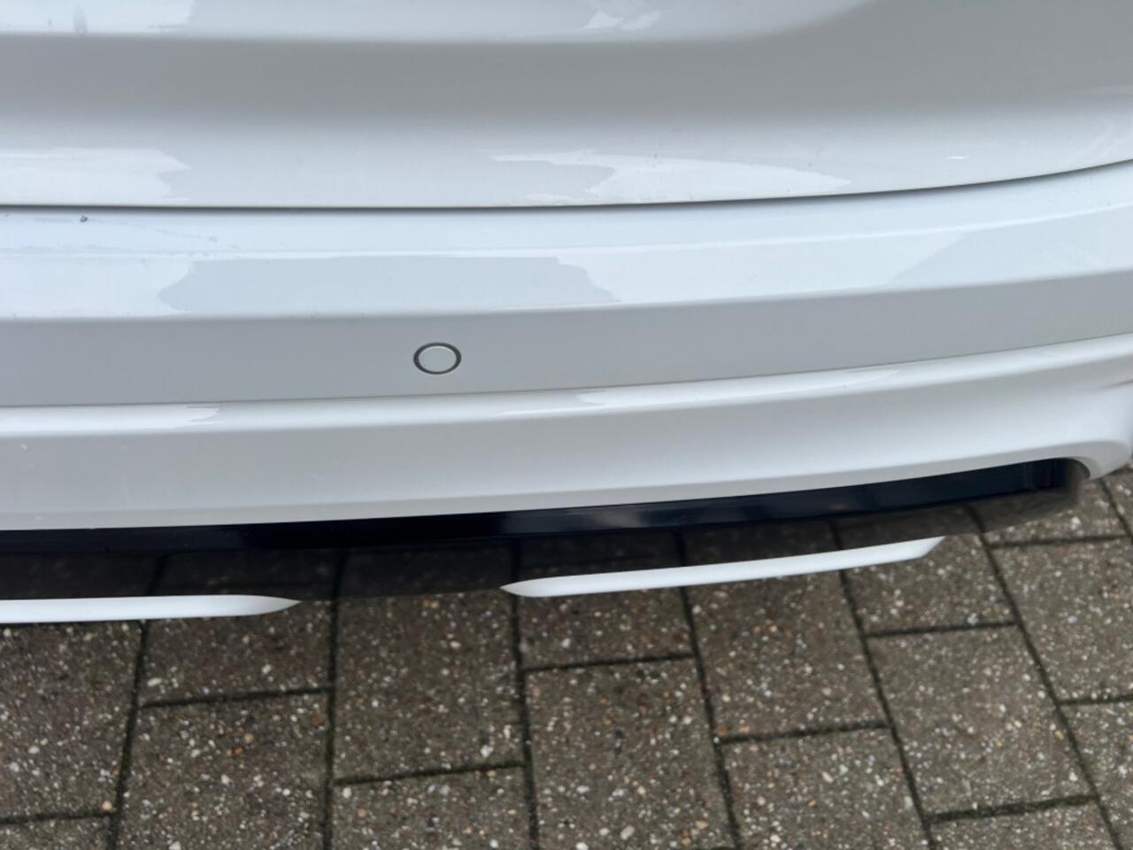 Mitsubishi ECLIPSE 2.4 PHEV EXECUTIVE