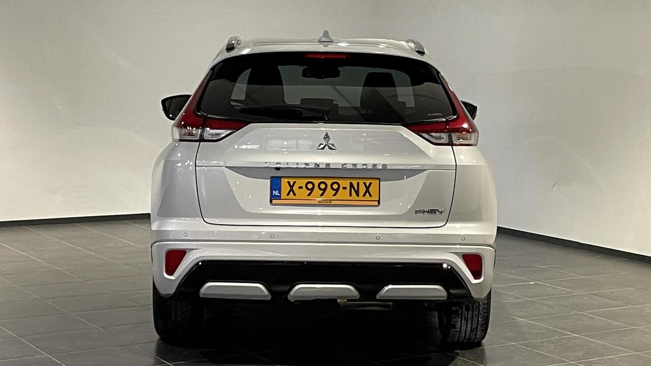 Mitsubishi ECLIPSE Cross 2.4 PHEV Prestige + | Afneembare Trekhaak | Lederen Bekleding | Navigatie |