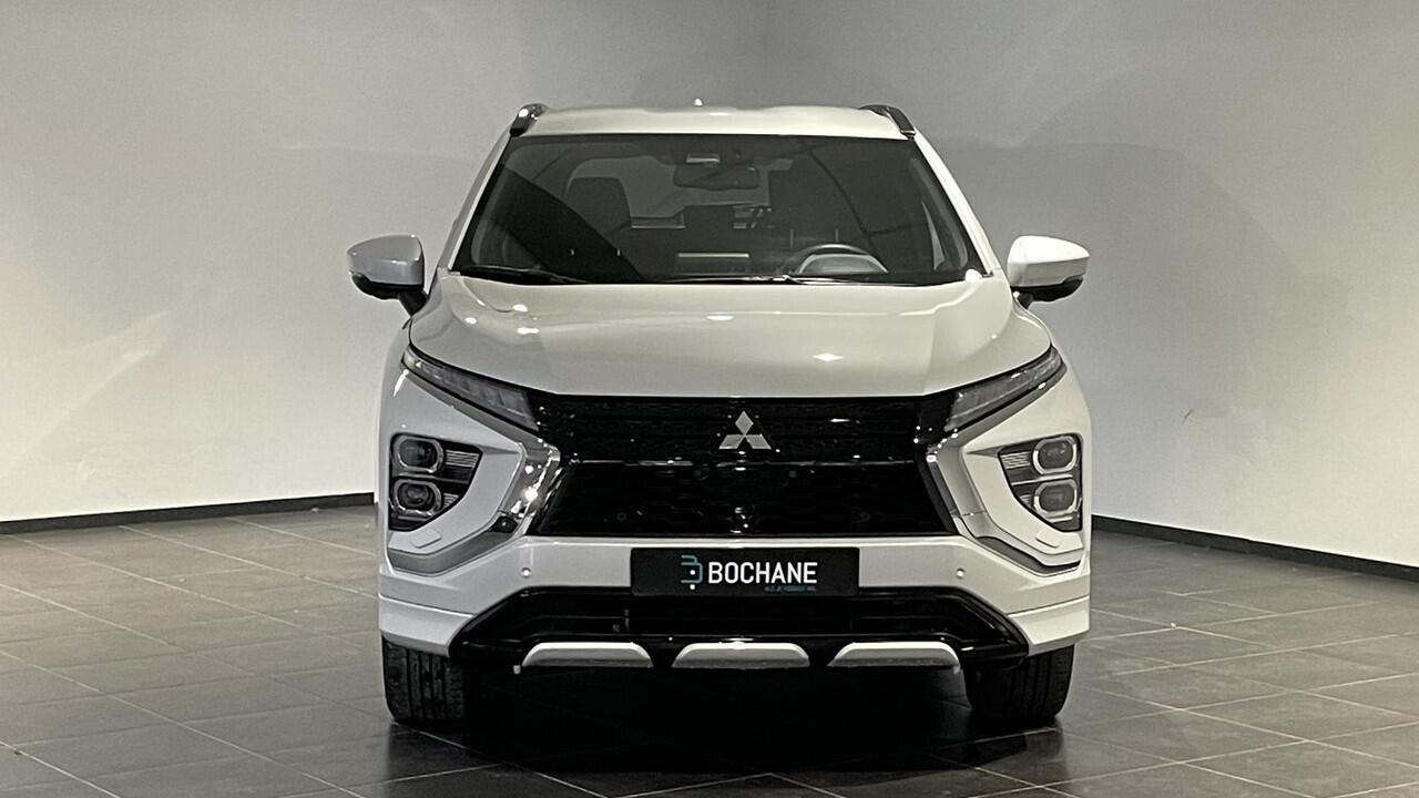 Mitsubishi ECLIPSE Cross 2.4 PHEV Prestige + | Afneembare Trekhaak | Lederen Bekleding | Navigatie |