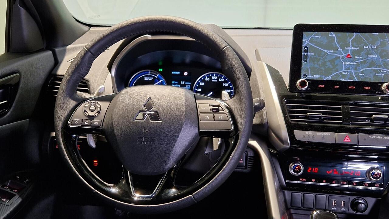 Mitsubishi ECLIPSE Cross 2.4 PHEV Intense+ | Navigatie | Camera |